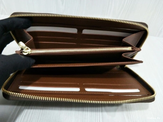 LOUIS VUITTON ORGANIZER ZIPPY 0813